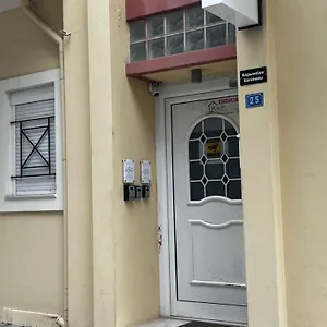 Semi-basement Appartement